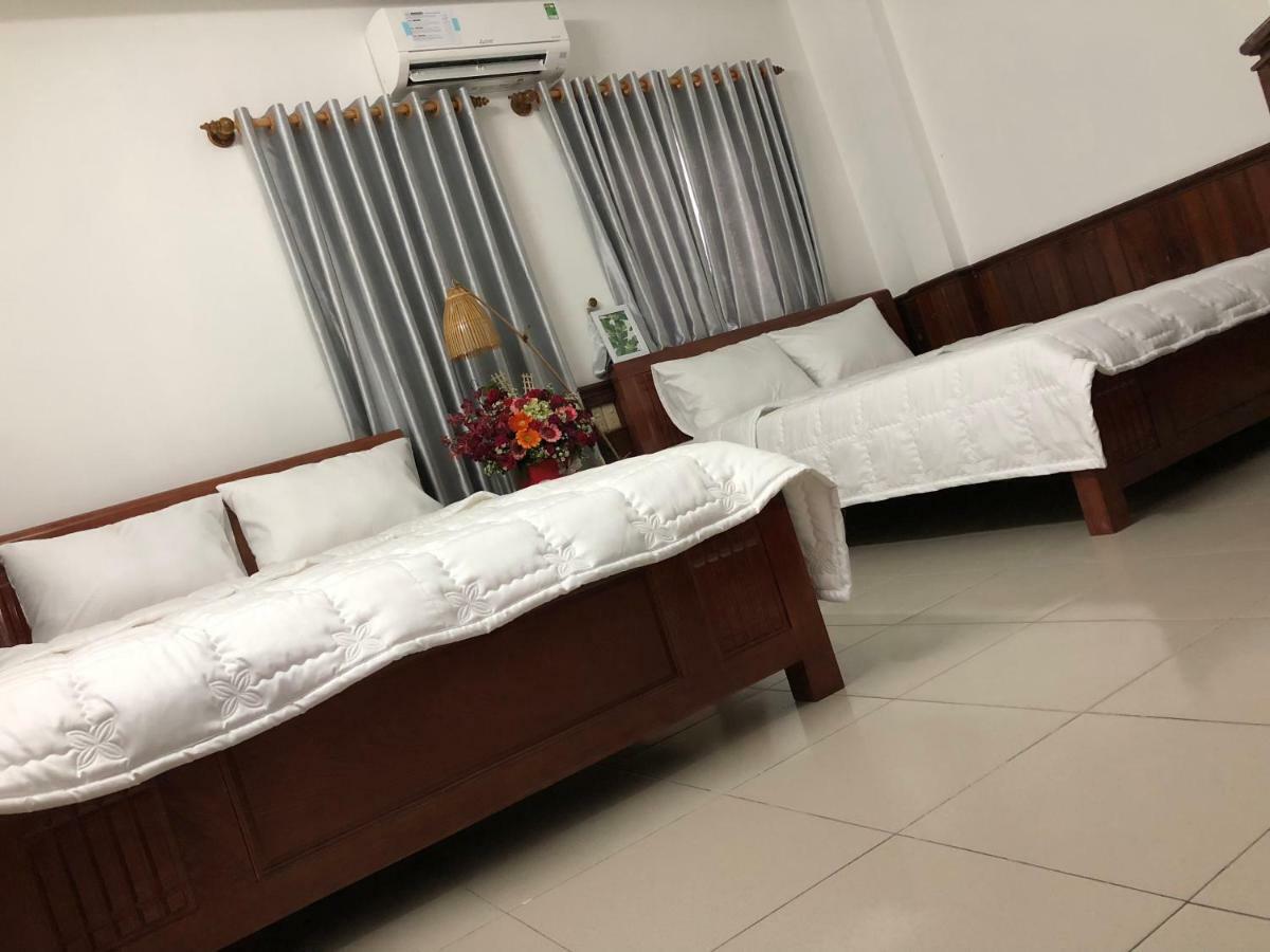 Viet Hostel Hue Exterior photo