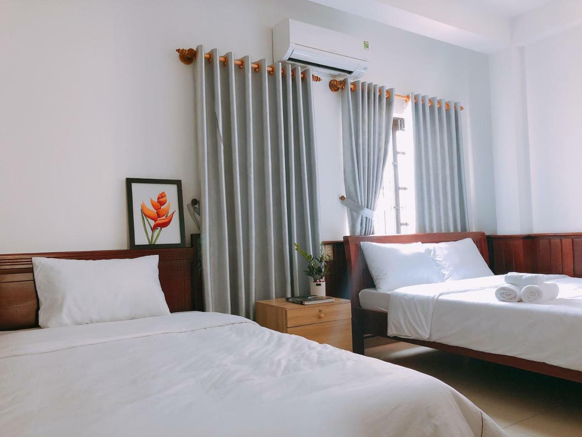 Viet Hostel Hue Exterior photo