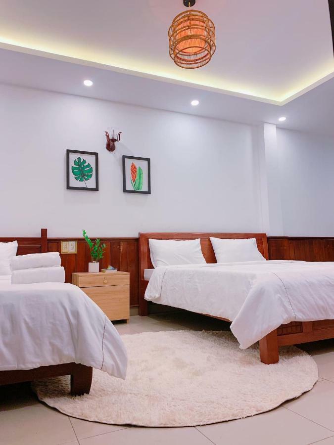 Viet Hostel Hue Exterior photo